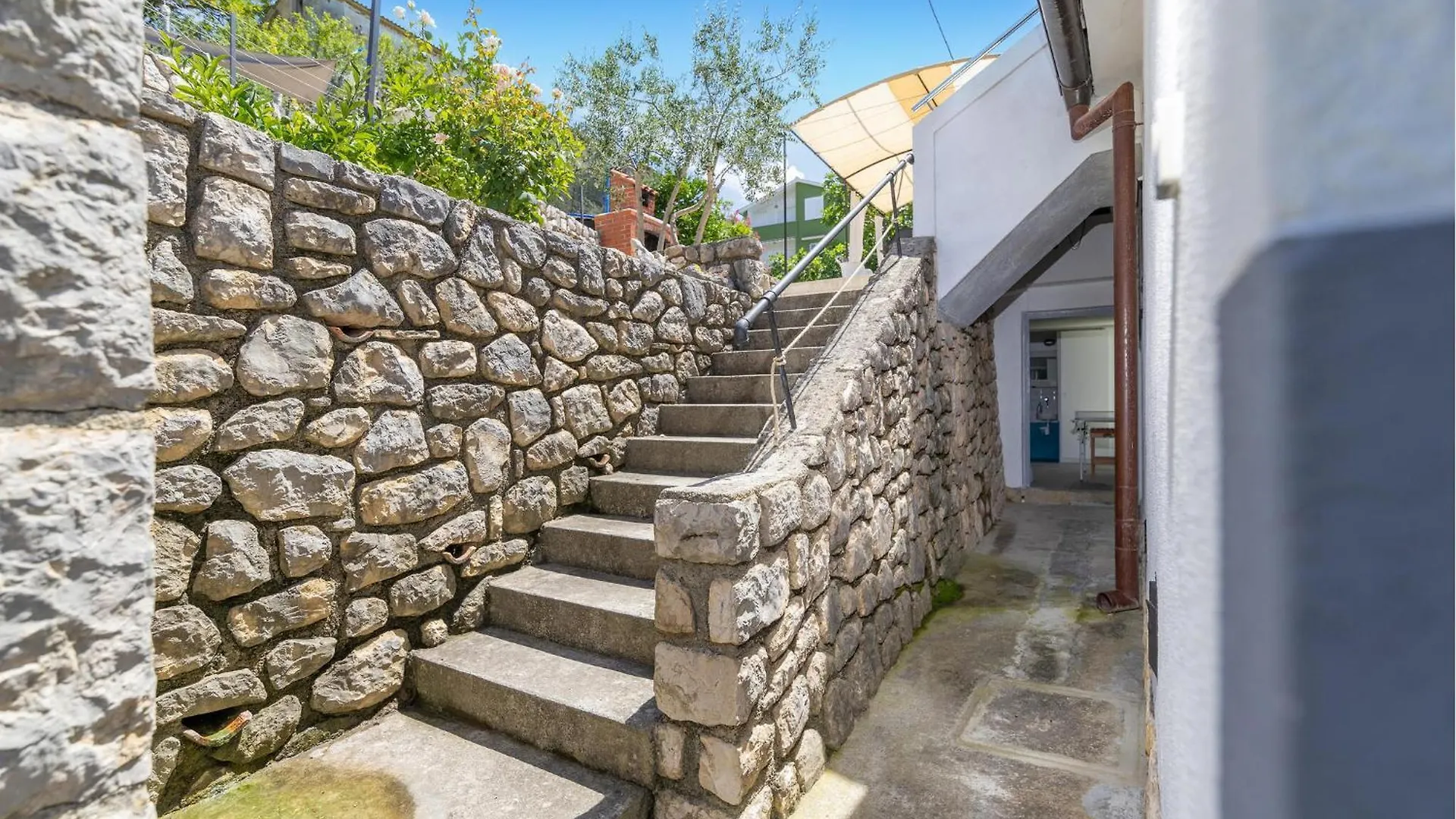 Stunning Home In Rab With Pool Supetarska Draga Croatia