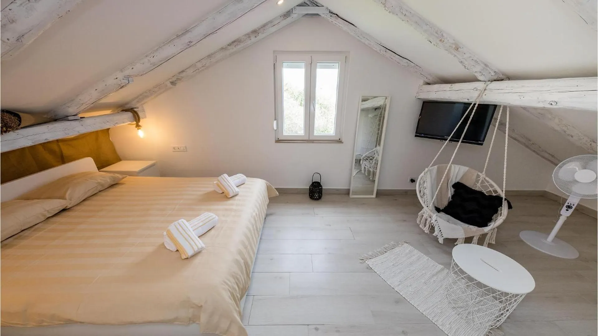 Holiday home Stunning Home In Rab With Pool Supetarska Draga